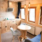 Orla Village Bukowina - Goralska W Doskonalej Lokalizacji - Niedaleko Term Bukowina I Wyciagow Narciarskich *