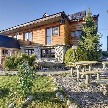 Orla Village Bukowina Homestay
